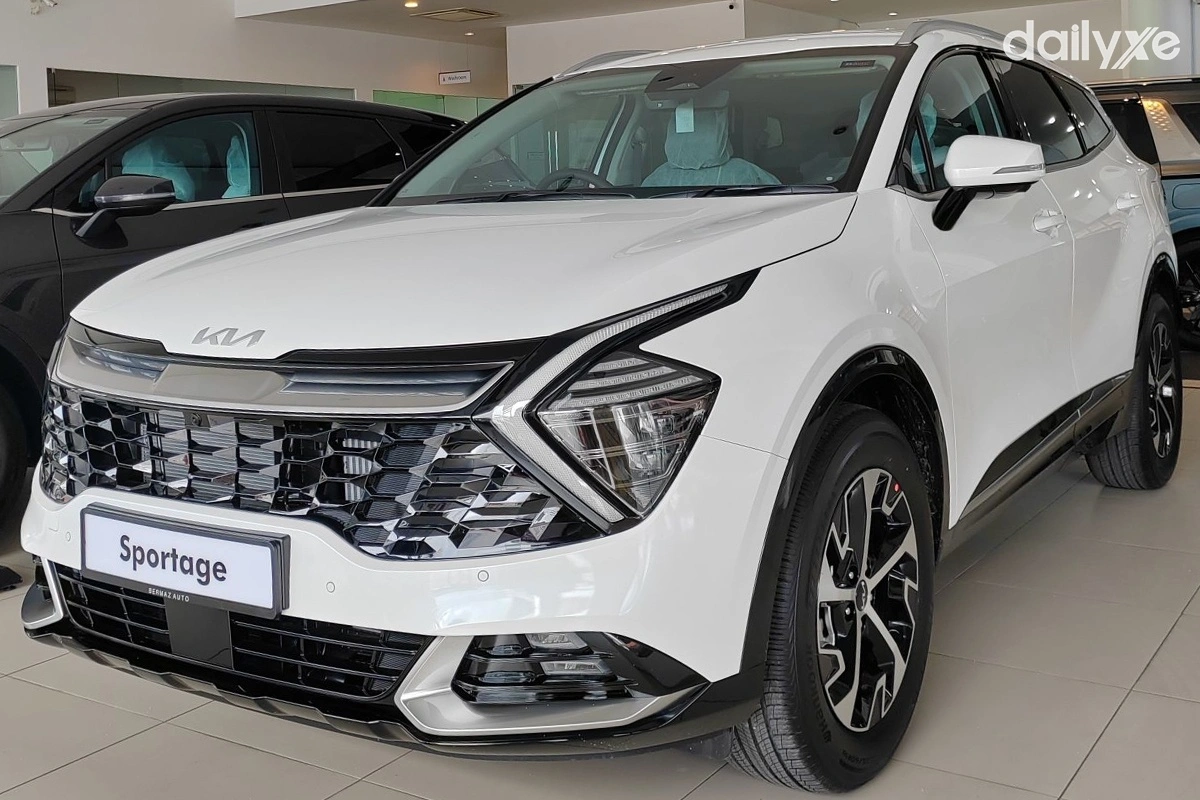 kia-sportage-05-341215j