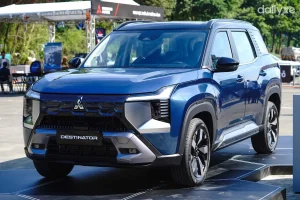 Mitsubishi Destinator Premium (Máy xăng)