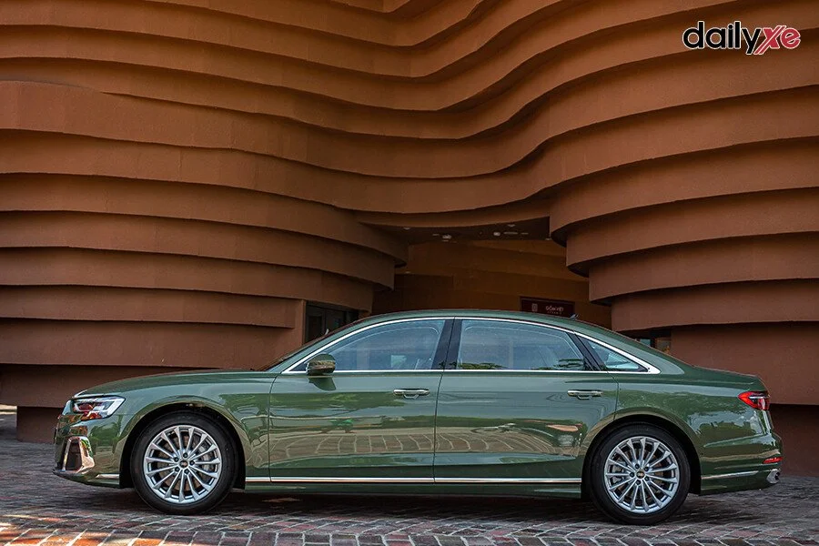 ngoai-that-audi-a8-04-304829j