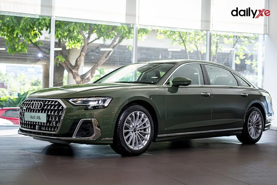 ngoai-that-audi-a8-10-304834j