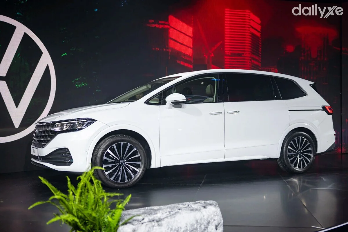 ngoai-that-volkswagen-viloran-banner-03-325390j