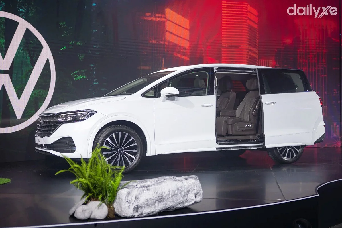 ngoai-that-volkswagen-viloran-banner-05-325388j